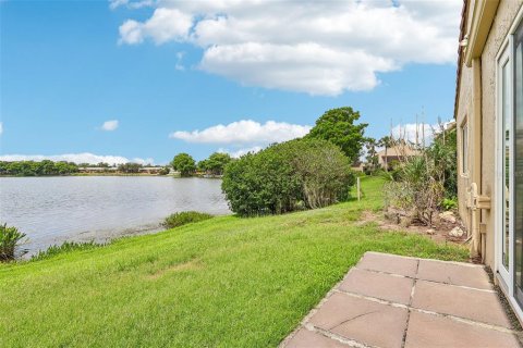 Condominio en venta en Casselberry, Florida, 2 dormitorios, 130.43 m2 № 2117560 - foto 25
