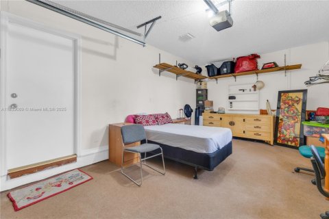 Casa en venta en Miami, Florida, 3 dormitorios, 130.06 m2 № 1828744 - foto 28