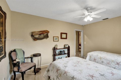Villa ou maison à vendre à Coral Springs, Floride: 4 chambres, 278.15 m2 № 2042016 - photo 18