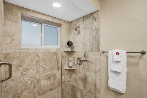 Villa ou maison à vendre à Coral Springs, Floride: 4 chambres, 278.15 m2 № 2042016 - photo 30