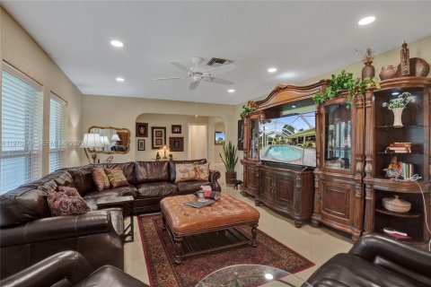 Villa ou maison à vendre à Coral Springs, Floride: 4 chambres, 278.15 m2 № 2042016 - photo 8