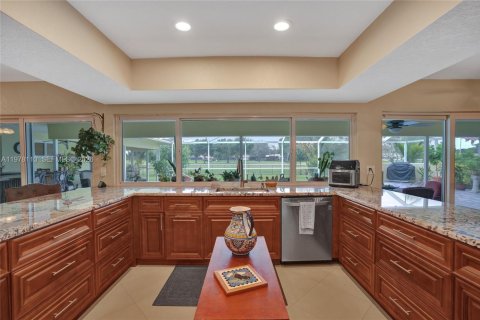 Villa ou maison à vendre à Coral Springs, Floride: 4 chambres, 278.15 m2 № 2042016 - photo 3