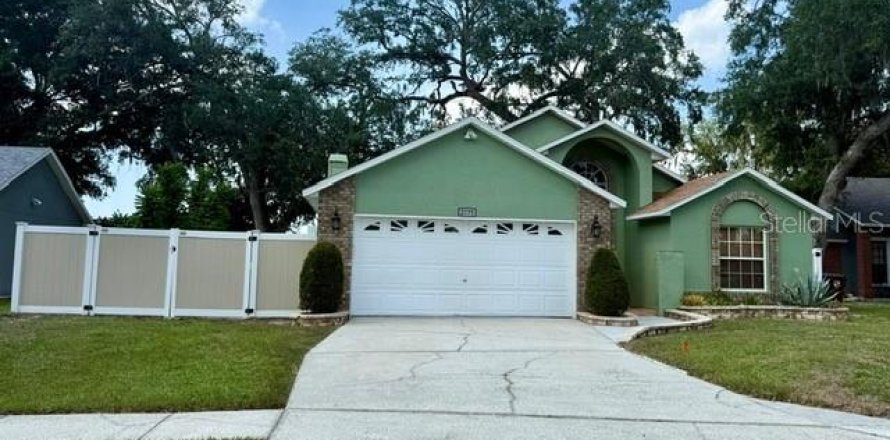 House in Kissimmee, Florida 3 bedrooms, 146.79 sq.m. № 1755483