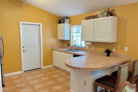 House in Kissimmee, Florida 3 bedrooms, 146.79 sq.m. № 1755483 - photo 7