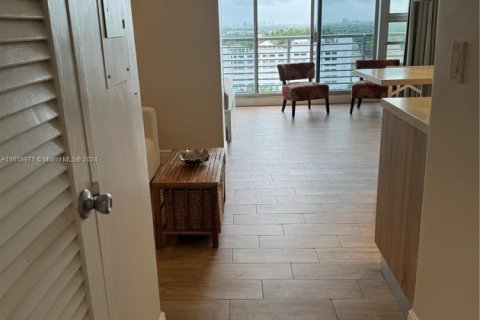 Copropriété à vendre à Hollywood, Floride: 44.04 m2 № 1937377 - photo 4
