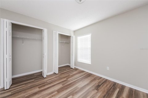 Villa ou maison à louer à Kissimmee, Floride: 4 chambres, 169.08 m2 № 2150288 - photo 12