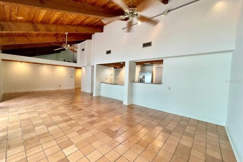 Villa ou maison à louer à Tampa, Floride: 3 chambres, 176.7 m2 № 2418558 - photo 7