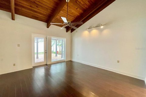 Villa ou maison à louer à Tampa, Floride: 3 chambres, 176.7 m2 № 2418558 - photo 17