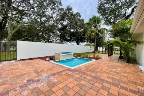 Villa ou maison à louer à Tampa, Floride: 3 chambres, 176.7 m2 № 2418558 - photo 29