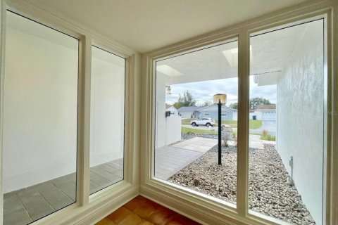 Villa ou maison à louer à Tampa, Floride: 3 chambres, 176.7 m2 № 2418558 - photo 15