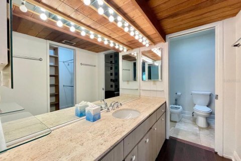 Villa ou maison à louer à Tampa, Floride: 3 chambres, 176.7 m2 № 2418558 - photo 20