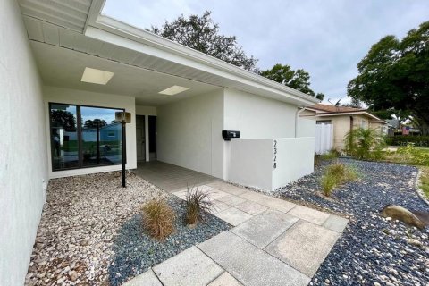 Villa ou maison à louer à Tampa, Floride: 3 chambres, 176.7 m2 № 2418558 - photo 3