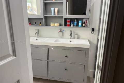 Villa ou maison à vendre à North Lauderdale, Floride: 3 chambres, 123.93 m2 № 1974255 - photo 7