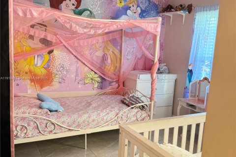 Villa ou maison à vendre à North Lauderdale, Floride: 3 chambres, 123.93 m2 № 1974255 - photo 13