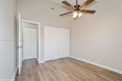 Townhouse in Plantation, Florida 3 bedrooms, 137.5 sq.m. № 1845586 - photo 13