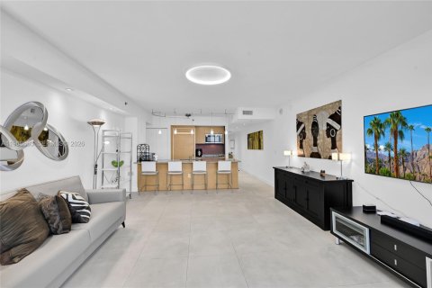 Condo in Hallandale Beach, Florida, 1 bedroom  № 2052848 - photo 7