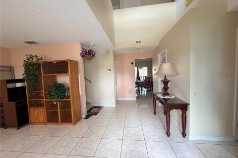 Villa ou maison à vendre à Kissimmee, Floride: 4 chambres, 264.21 m2 № 2320929 - photo 21