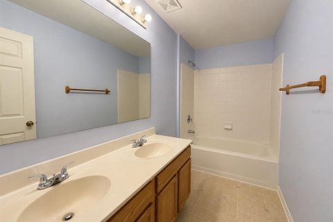 Villa ou maison à vendre à Kissimmee, Floride: 4 chambres, 264.21 m2 № 2320929 - photo 16