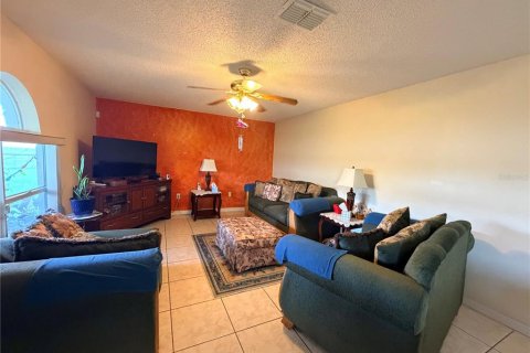 Villa ou maison à vendre à Kissimmee, Floride: 4 chambres, 264.21 m2 № 2320929 - photo 22