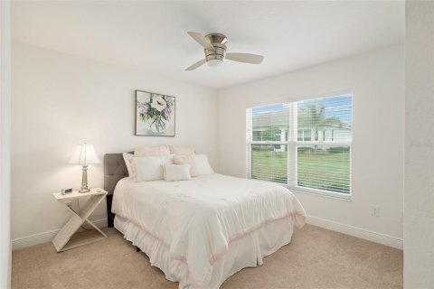 House in Oxford, Florida 4 bedrooms, 186.08 sq.m. № 1884897 - photo 25