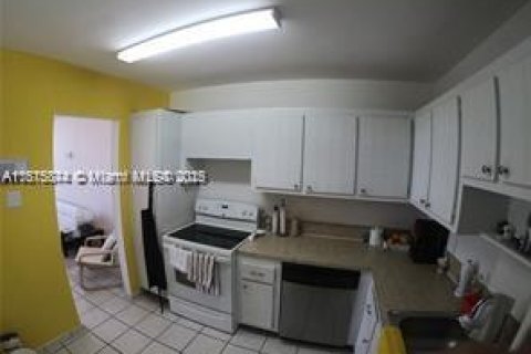 Copropriété à vendre à North Miami Beach, Floride: 1 chambre, 73.39 m2 № 1978914 - photo 3