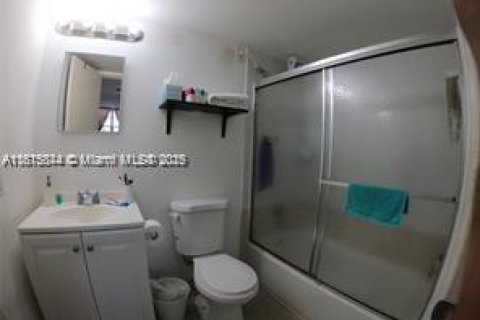 Copropriété à vendre à North Miami Beach, Floride: 1 chambre, 73.39 m2 № 1978914 - photo 5