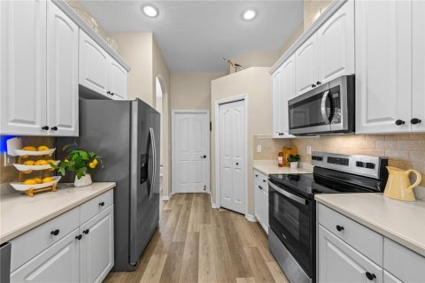 Villa ou maison à vendre à Homosassa, Floride: 3 chambres, 177.81 m2 № 2315120 - photo 9