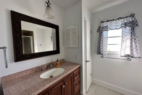 Villa ou maison à louer à Port Charlotte, Floride: 3 chambres, 111.76 m2 № 2437374 - photo 12