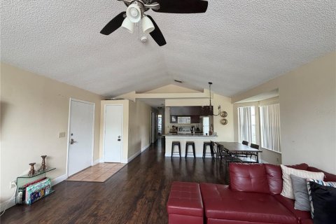 Condo in Kissimmee, Florida, 3 bedrooms  № 2308751 - photo 4