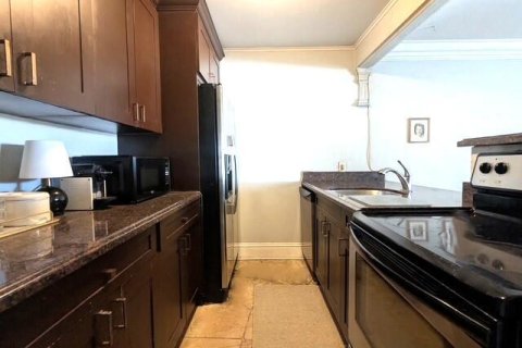 Condo in Fort Lauderdale, Florida, 1 bedroom  № 2260136 - photo 9