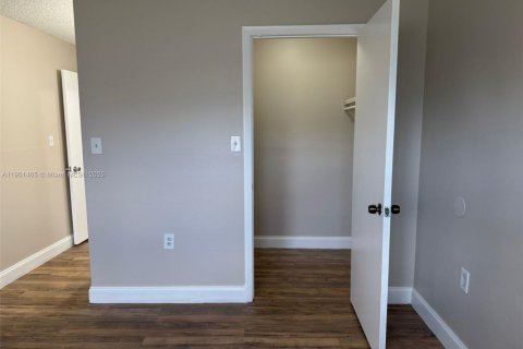 Condominio en alquiler en Miramar, Florida, 2 dormitorios, 92.9 m2 № 1953171 - foto 27