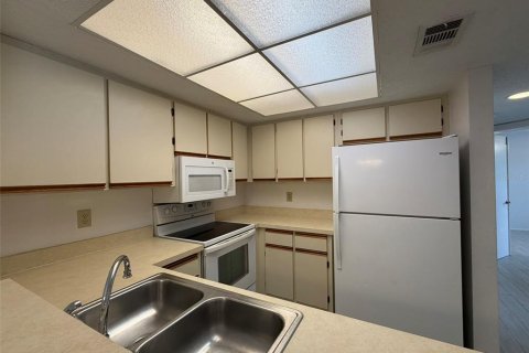 Copropriété à louer à Port Charlotte, Floride: 2 chambres, 83.52 m2 № 2310196 - photo 13