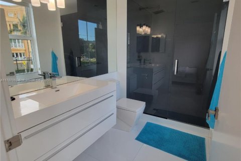 Condominio en venta en Miami Beach, Florida, 2 dormitorios, 130.99 m2 № 1695341 - foto 25