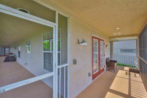 House in Apollo Beach, Florida 4 bedrooms, 483.65 sq.m. № 1808325 - photo 20