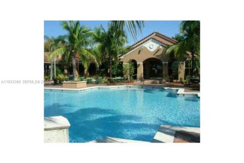 Apartamento en alquiler en Doral, Florida, 3 dormitorios, 109.35 m2 № 1991393 - foto 15