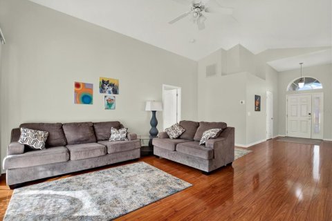 Casa en venta en Land O' Lakes, Florida, 3 dormitorios, 152.36 m2 № 1792817 - foto 6