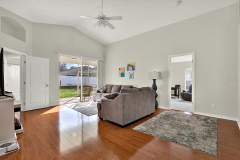 Casa en venta en Land O' Lakes, Florida, 3 dormitorios, 152.36 m2 № 1792817 - foto 4