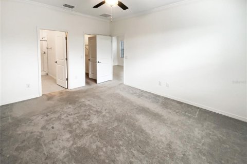 Townhouse in Zephyrhills, Florida 2 bedrooms, 142.14 sq.m. № 1591258 - photo 15