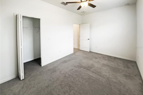 Townhouse in Zephyrhills, Florida 2 bedrooms, 142.14 sq.m. № 1591258 - photo 27