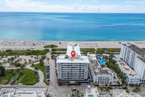 Купить кондоминиум в Майами-Бич, Флорида 1 спальня, 60.76м2, № 2006559 - фото 2