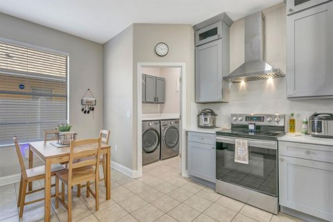 Купить виллу или дом в Раскин, Флорида 12 комнат, 245.54м2, № 2314384 - фото 30