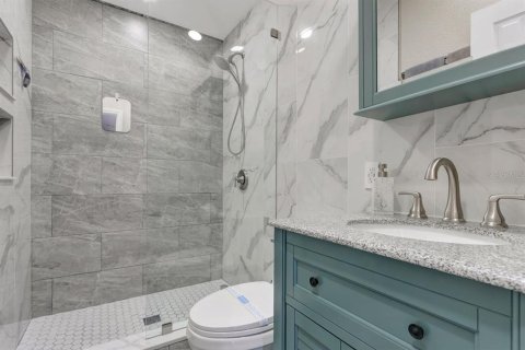 Купить виллу или дом в Раскин, Флорида 12 комнат, 245.54м2, № 2314384 - фото 18