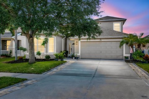 House in Ruskin, Florida 5 bedrooms, 245.54 sq.m. № 2314384