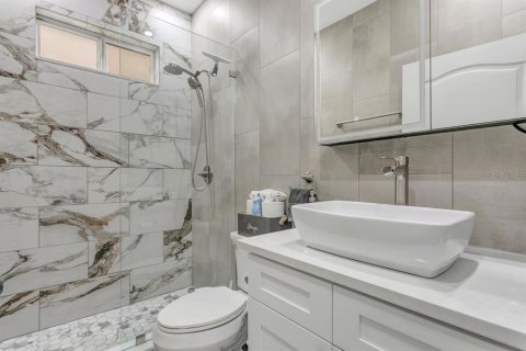 Купить виллу или дом в Раскин, Флорида 12 комнат, 245.54м2, № 2314384 - фото 14