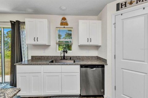 Casa en venta en North Port, Florida, 3 dormitorios, 153.29 m2 № 2201144 - foto 20