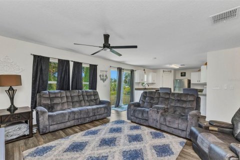 Casa en venta en North Port, Florida, 3 dormitorios, 153.29 m2 № 2201144 - foto 15