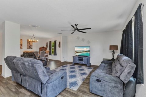 Casa en venta en North Port, Florida, 3 dormitorios, 153.29 m2 № 2201144 - foto 16