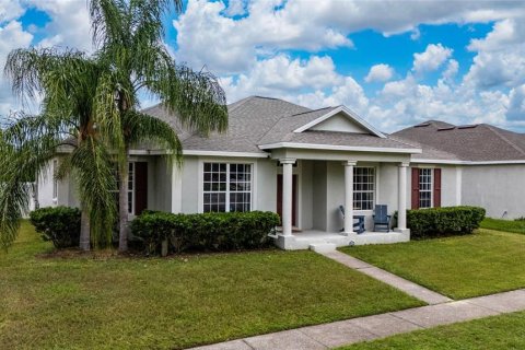 Casa en venta en Kissimmee, Florida, 4 dormitorios, 189.61 m2 № 2258369 - foto 3
