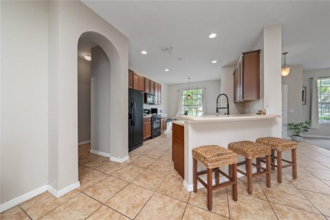 Casa en venta en Kissimmee, Florida, 4 dormitorios, 189.61 m2 № 2258369 - foto 10