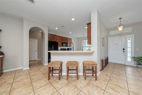 Casa en venta en Kissimmee, Florida, 4 dormitorios, 189.61 m2 № 2258369 - foto 8